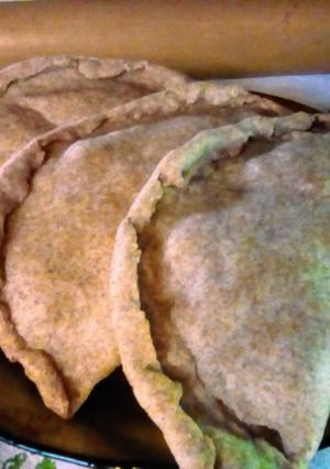 Una foto de Súper-empanadas de verdura y queso crema azul 💙🧀🥟