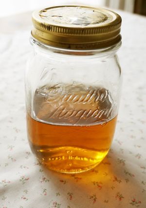 A picture of Easy Sushi Vinegar for Storing.