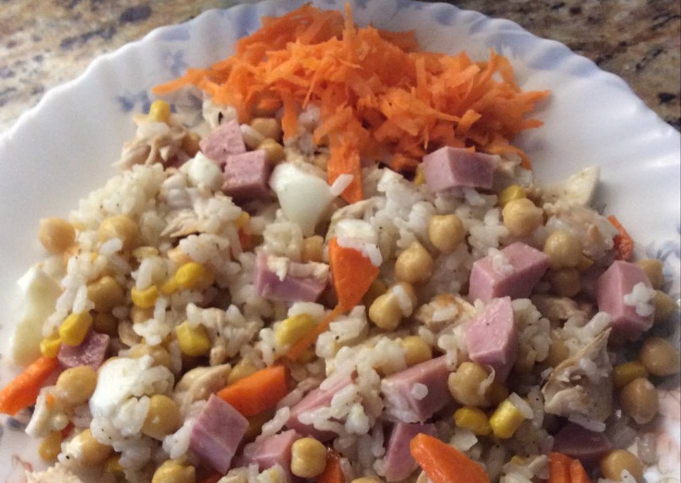 Ensalada de arroz y garbanzos