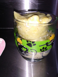 Una foto de Mug cake de plátano (pastel a la taza)