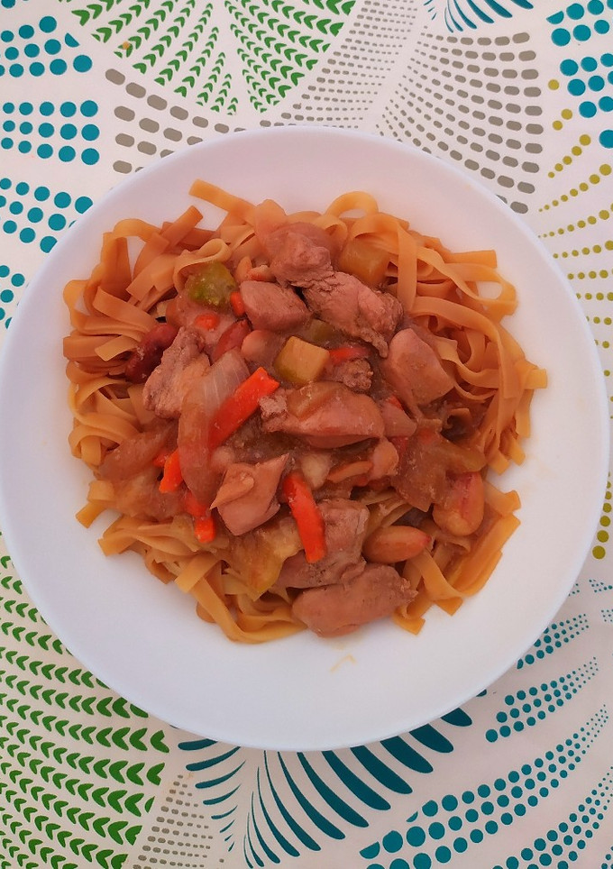 Una foto de Pollo con almendras (receta china)