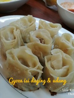 Foto resep Gyoza isi daging dan udang #BikinRamadanBerkesan