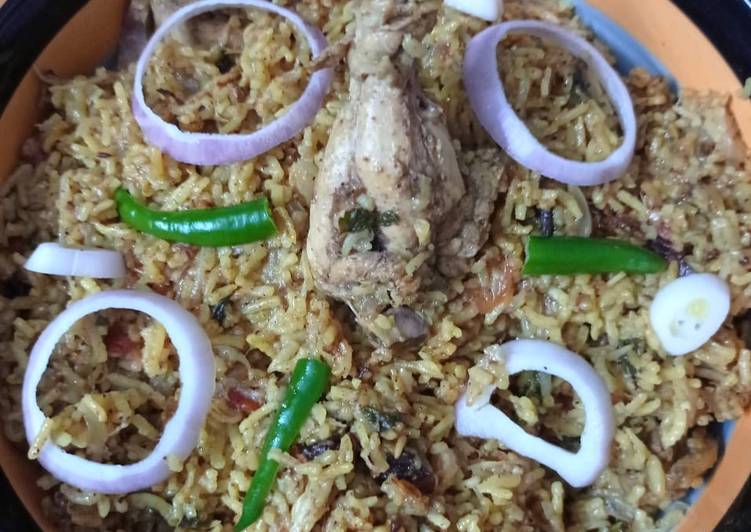 Easiest Way to Prepare Quick ইজি চিকেন বিরিয়ানি(Easy chicken biriyani,recipe in Bengali)