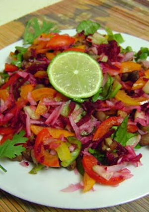 A picture of Black Chana & Veggie Salad.