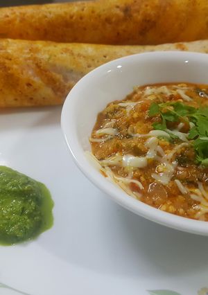 ચીઝ પનીર ગોટાળો (cheese paneer subji recipe in gujrati) રેસીપી મુખ્ય ફોટો