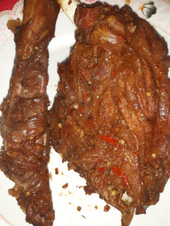 A picture of Denderu.