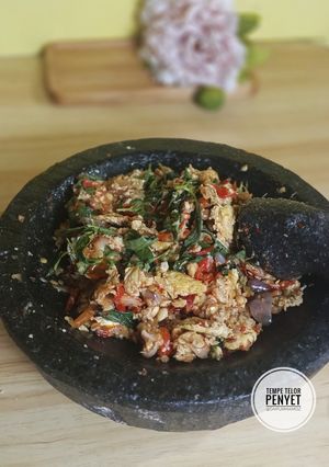 Foto resep Tempe Telur Penyet