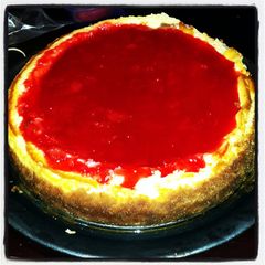 A picture of New York cheesecake.