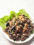 Tumis Tulang Jambal Jamur