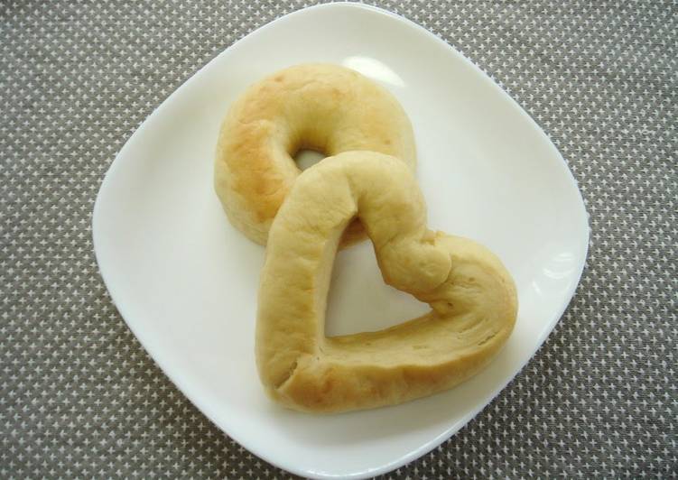 Tofu Bagels with Honey & Milk