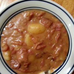 A picture of Taisen's Ham Bean and Potatoe Soup.