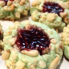 A picture of Key Lime Jewel Cookies.