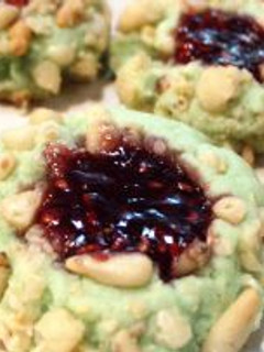 A picture of Key Lime Jewel Cookies.