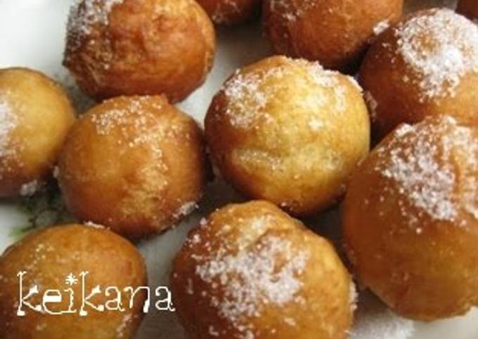 Simple Way to Make Homemade Donut Holes Made with Pancake Mix &amp; Milk