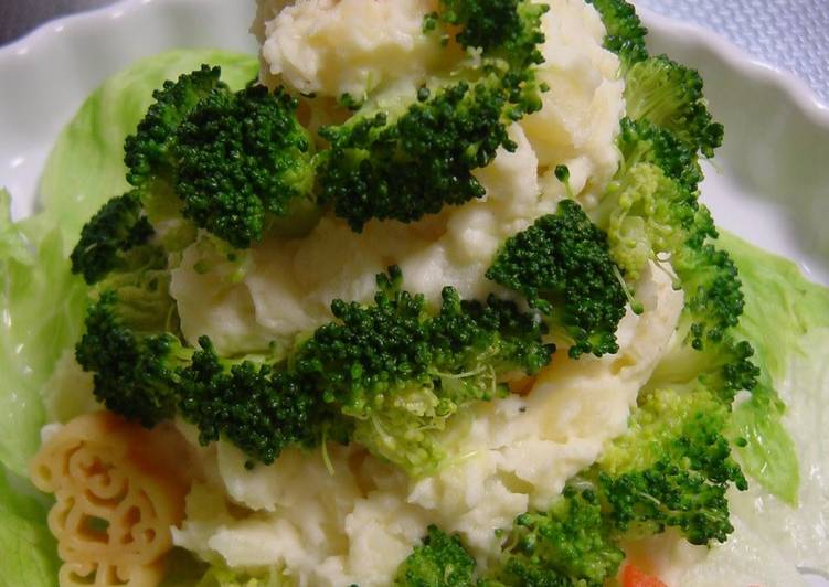Believing These 10 Myths About Christmas 2008 Potato Salad Christmas Tree