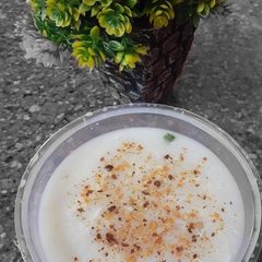 A picture of Creamy lemon soup.