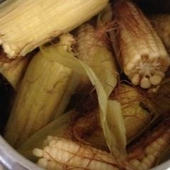A picture of Boiled maize.