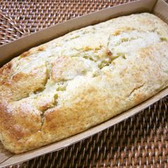 Subtly Sweet Egg-free Pancake Mix Banana Cake A picture of Subtly Sweet Egg-free Pancake Mix Banana Cake.