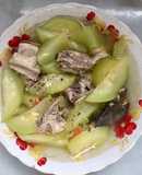 Canh gà hầm dưa hấu non