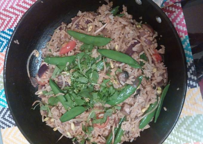 Recipe of Any-night-of-the-week Vegetarian Fried Brown Rice