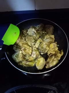 Una foto de Alcachofas salteadas