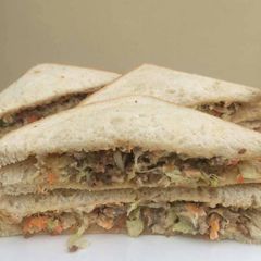 Beef sandwich A picture of Beef sandwich.
