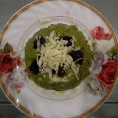 A picture of Green peas cheese pudding.