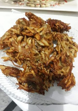 A picture of Mix veg pakoray.