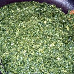 A picture of creamy spinach (portuguese esparragado ).