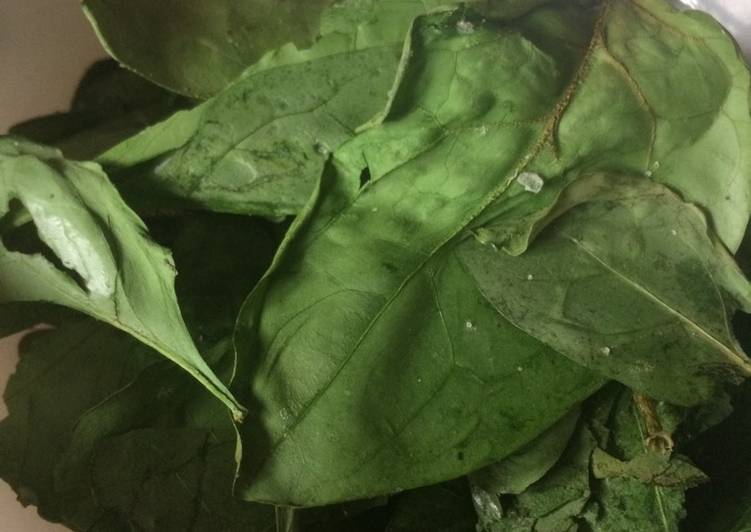 How to Prepare Super Quick Homemade Heathy spinach crisps