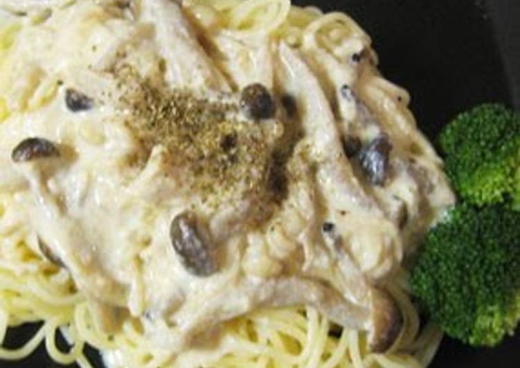 Now You Can Have Your Macrobiotic Creamy Mushroom and Tofu Spaghetti