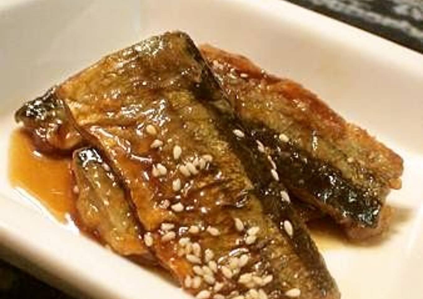 Delicious Sweet-Spicy Sauce Teriyaki Sanma (Pacific Saury)