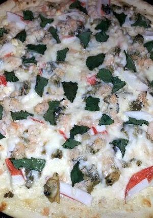A picture of Pizza of the Sea.