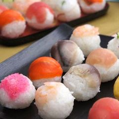 A picture of Perfectly Round Temari Sushi.