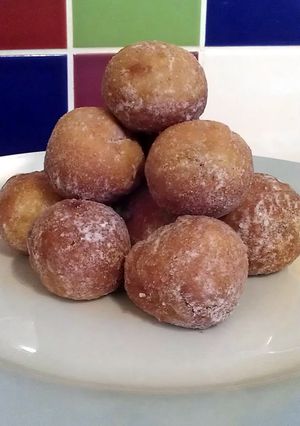 A picture of Vickys Pumpkin Spiced Mini Donut Balls, GF DF EF SF NF.