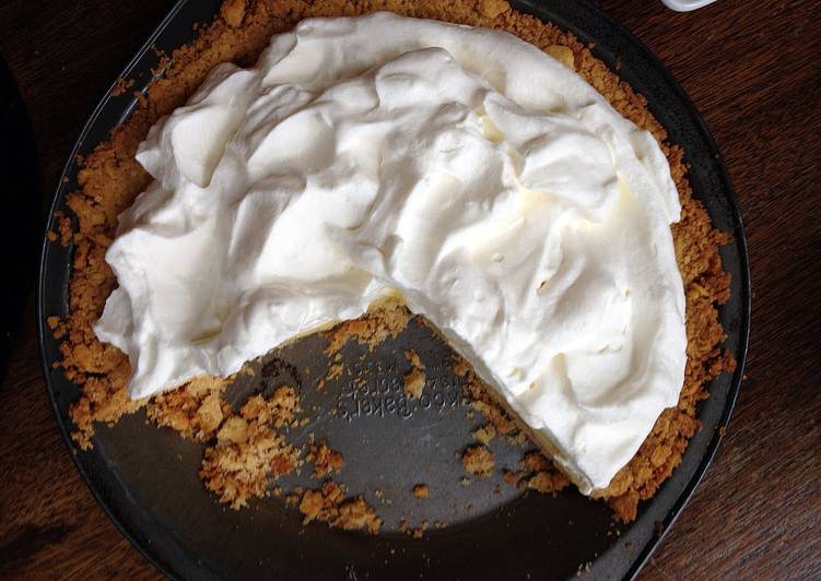 Simple Way to Prepare Super Quick Homemade Lemon Beach Pie