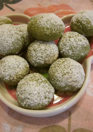 A picture of Matcha Snowball Cookies.