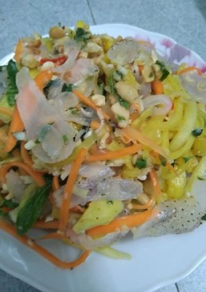 Hình của món Sứa trộn.