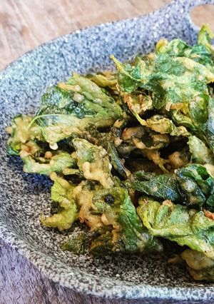 Foto resep Bayam Krispi - Crispy Spinach ala Yoshinoya - Praktis Anti Ribet