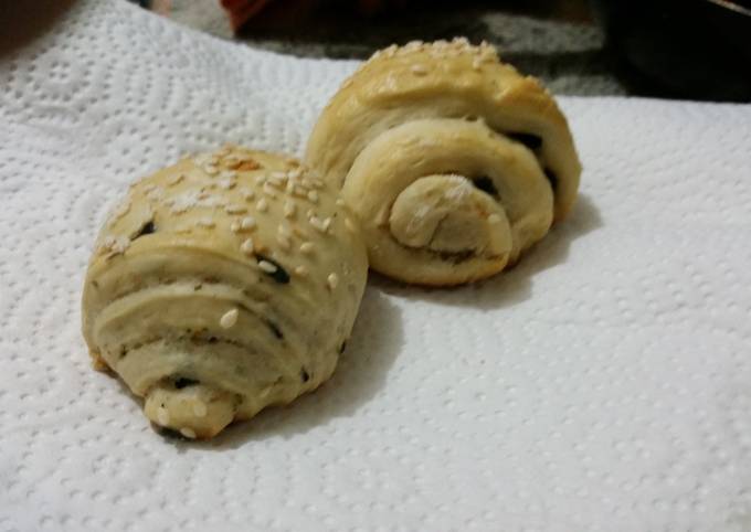 Roll Olive Bread