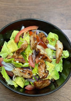 A picture of Chicken Avocado Salad.