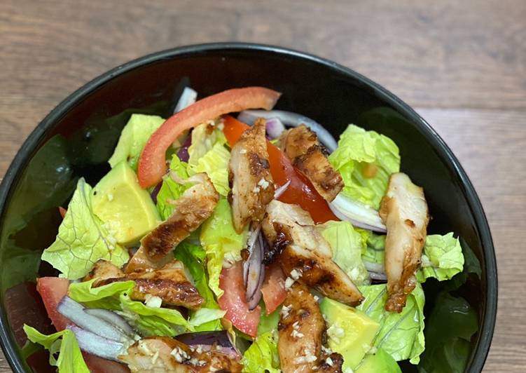 Recipe of Perfect Chicken Avocado Salad