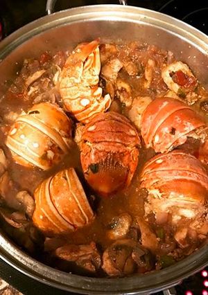 Una foto de Enchilado de langosta: