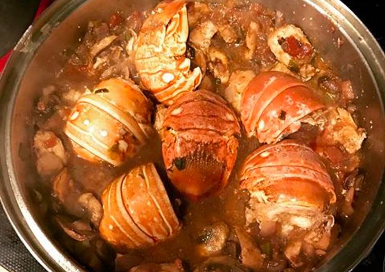 Enchilado de langosta: