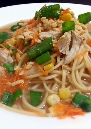 A picture of Chicken and Sweetcorn In Noodle Soup.