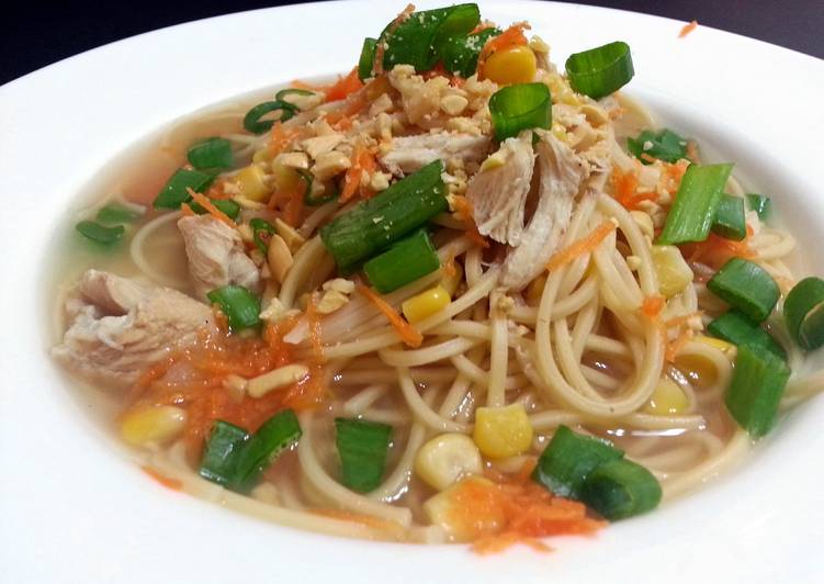 How to Make Homemade Chicken and Sweetcorn In Noodle Soup