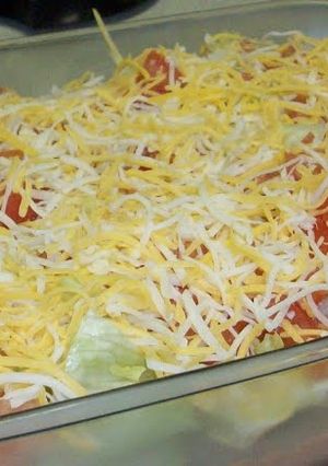 A picture of Crowd Pleasing Taco Dip.