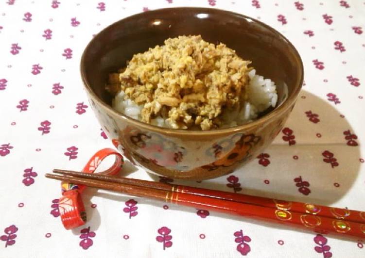 How to Prepare Perfect Easy and Quick Mackerel and Egg Rice Bowl