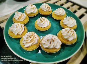 รูปของ Lemon Meringue Tart