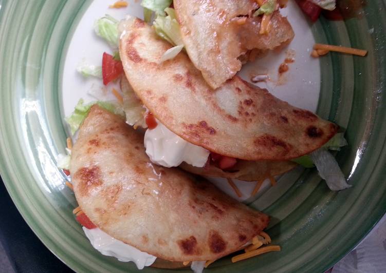 Recipe of Speedy spicy shredded chicken tacos